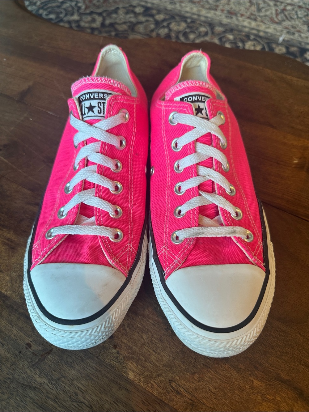 Converse Chuck Taylor All Star Low Top Sneakers - Hot Pink Neon Women's Size 8